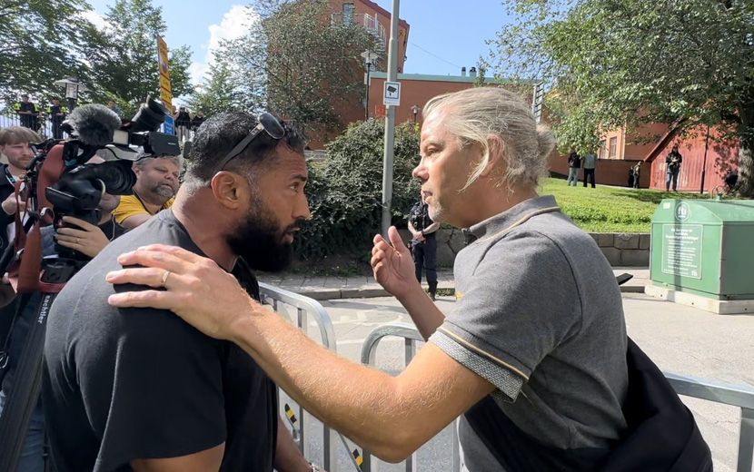 İsveç’te Cami Önünde İslam’a ve Kur’an-ı Kerim’e Hakaret