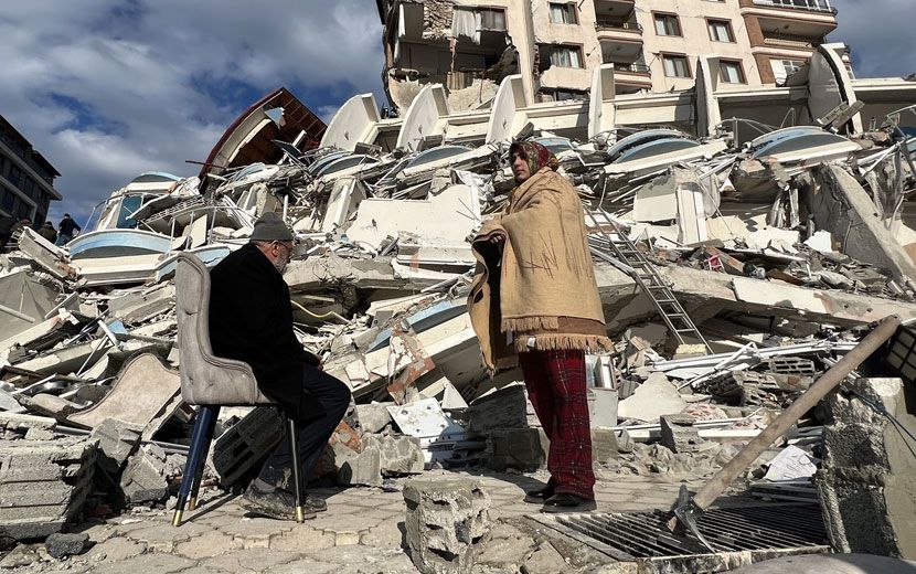 Köklü-Değişim,Kahramanmaraş-Depreminde-Can-Kaybı-6-bin-234'e-Yükseldi.jpg