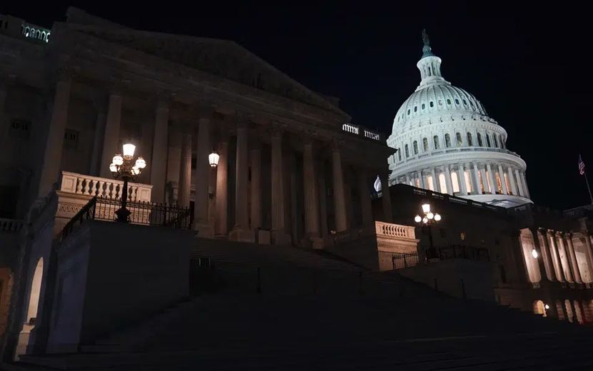 Kapitalizmin Lokomotifi ABD’de Borç Limiti Krizi Aşıldı