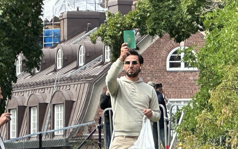 Kur’an-ı Kerim’e Saldırı: Irak, İsveç Büyükelçisini Sınır Dışı Ediyor