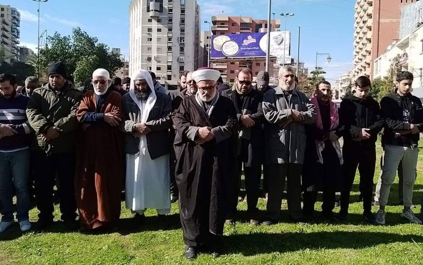 Köklü-Değişim,Lübnan’da-Müslümanlar-Deprem-Şehitleri-İçin-Cenaze-Namazı-Kıldı,Hizb-ut-Tahrir.jpg
