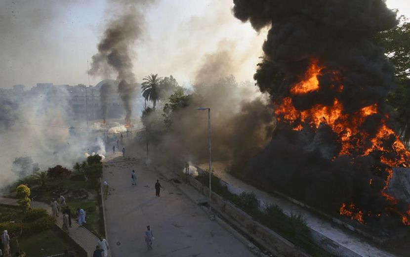 Pakistan'da İmran Han'ın Tutuklanmasının Arkasındaki Odaklar ve Sebepler Neler?