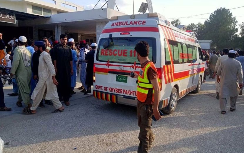 Pakistan’da Siyasi Parti Kongresi’ne Bombalı Saldırı: 45 Ölü 