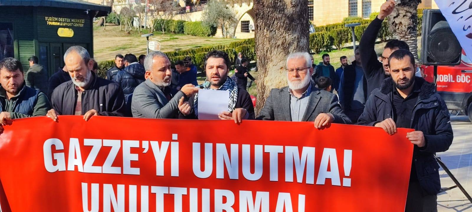 Köklü Değişim, Şanlıurfa’da Basın Açıklaması,Gazze’yi Unutma, Unutturma1 .jpg