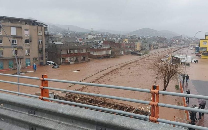 Şanlıurfa’da Depremden Sonra Sel Felaketi Yaşanıyor