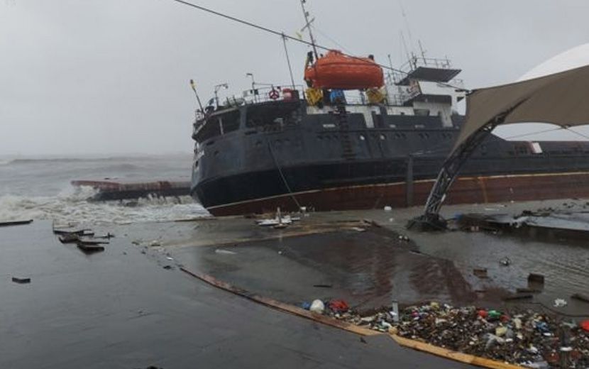 “Sel ve Fırtına Nedeniyle Dokuz Kişi Hayatını Kaybetti, 11 Denizci Kayıp”