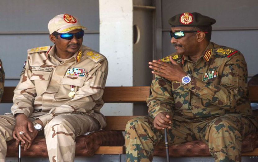Koeklue_Degisim_Sudan_da_El_Burhan_ve_Hamideti_Darbe_Oyunun_Devreye_Soktu_04cd43c5dc.jpg