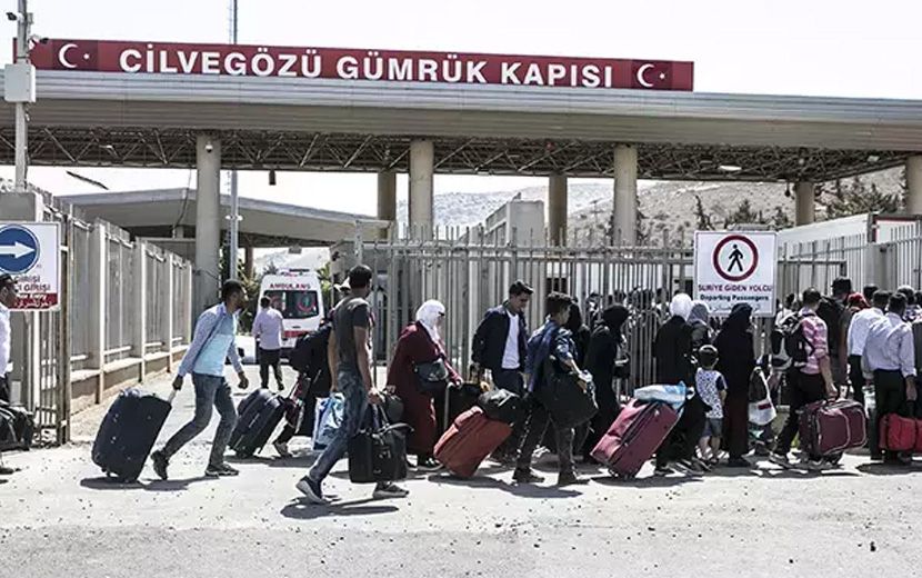 “Suriyelilere ‘Gönüllü Geri Dönüş’ Belgesi Zorla İmzalatılıyor”