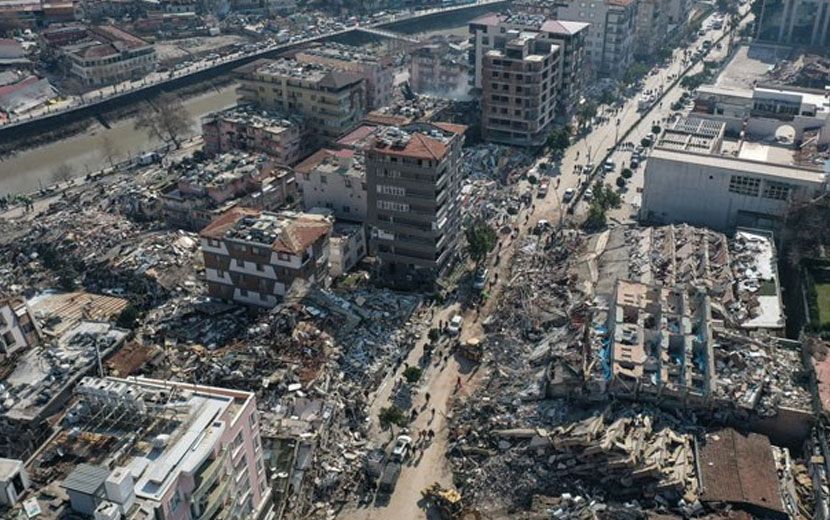TÜRKONFED: Depremlerde Can Kaybı 72 Bin, Mali Kayıp 84 Milyar Dolar Olabilir