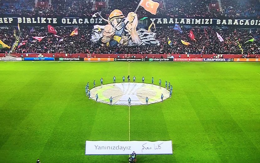 Trabzon-Basel Maçında Tribünlerde “Allahuekber” Nidaları