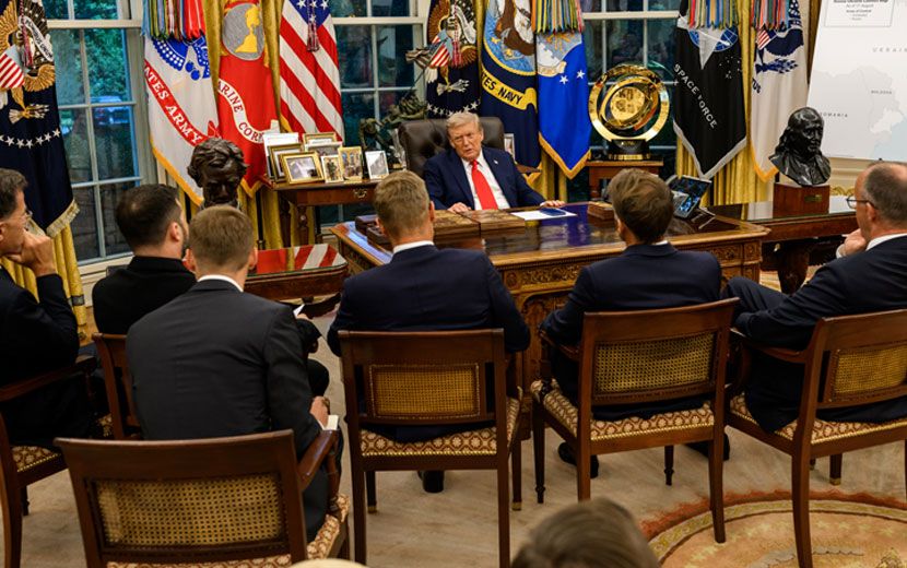 Trump, Zelenski ve Avrupalı Liderleri Beyaz Saray’da Topladı 