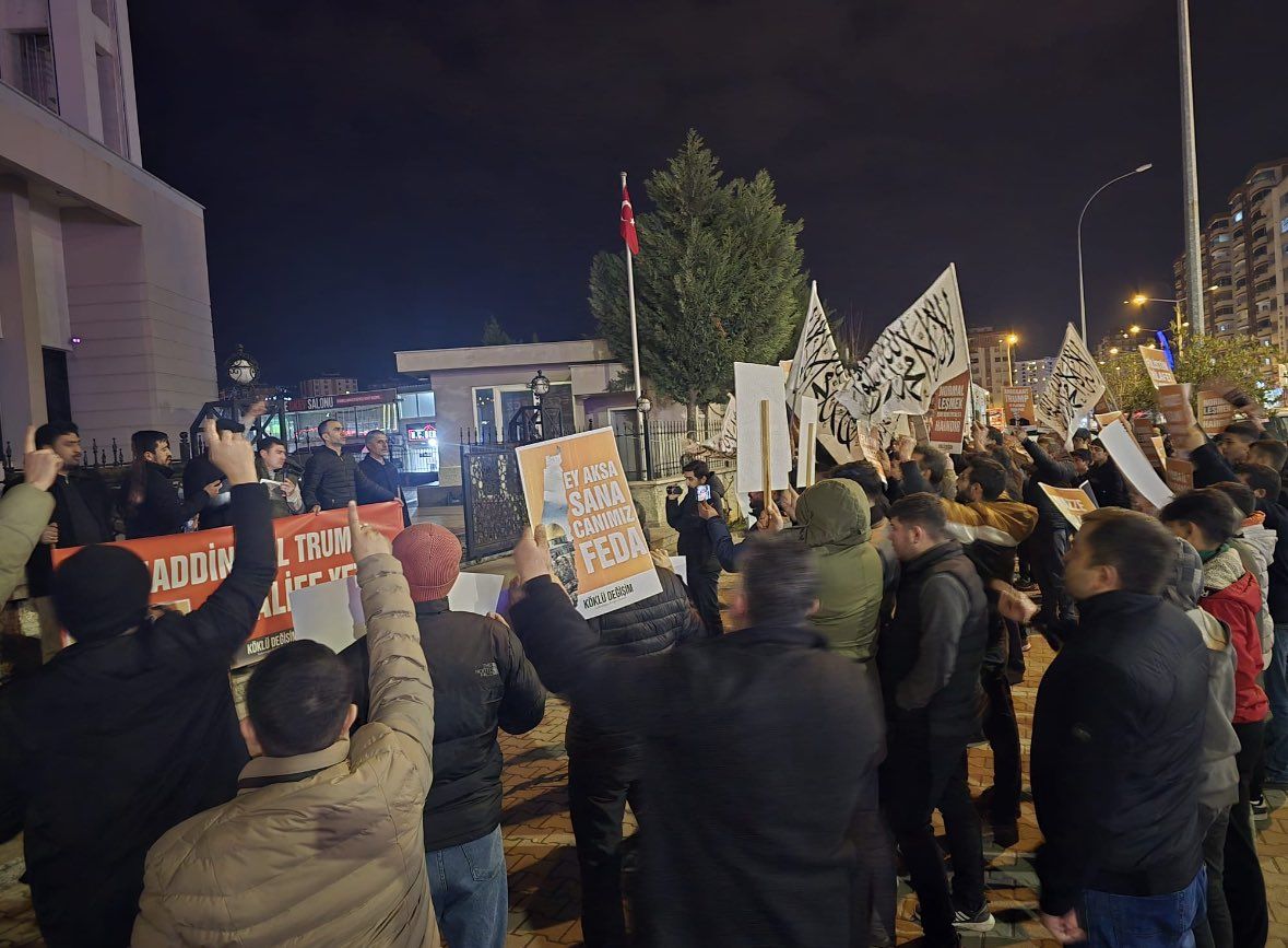 Köklü Değişim, Trump’ın küstah planına karşı meydanlarda KAHRAMANMAAŞ2.jpeg