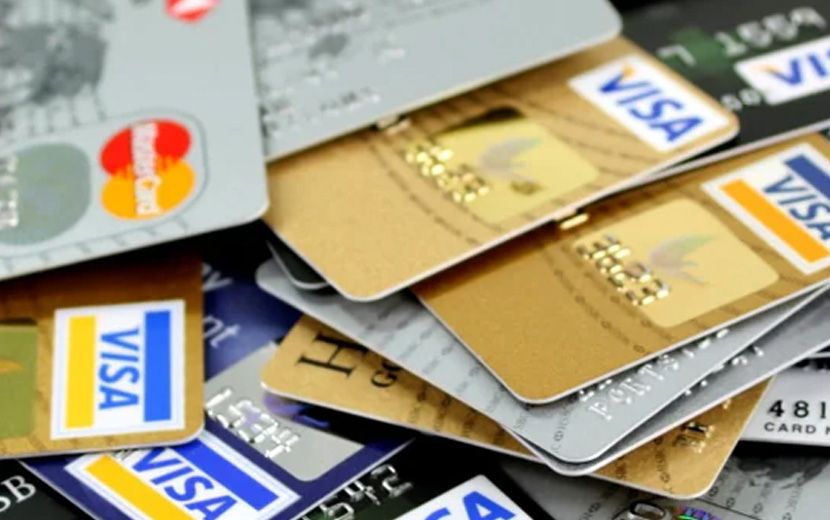 Halk Faiz Batağında: Kredi Kartı Borcunda Rekor!