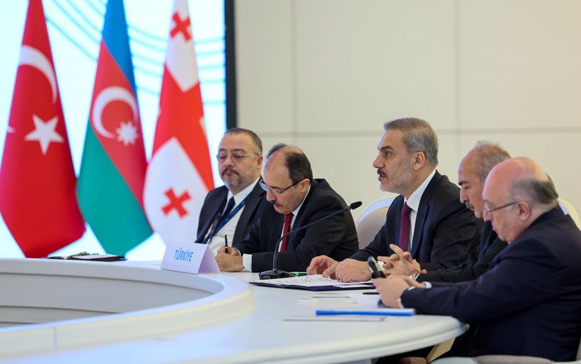 Köklü-Değişim,Türkiye,Gürcistan,Azerbaycan-Toplantısı.jpg