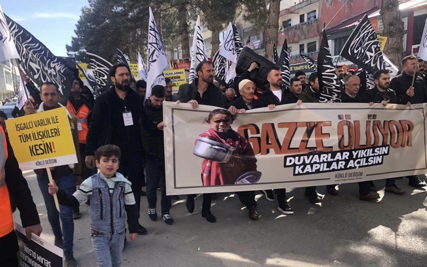 Köklü Değişim’den Van ve Bitlis’te Basın Açıklaması: "Gazze Ölüyor"