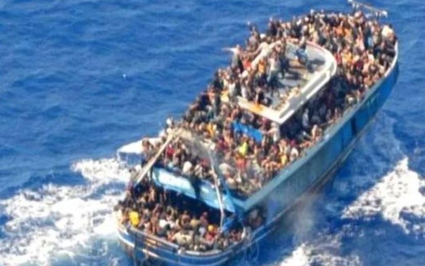 Yunanistan Açıklarında Batan Teknedeki Yüzlerce Göçmen Kayıp