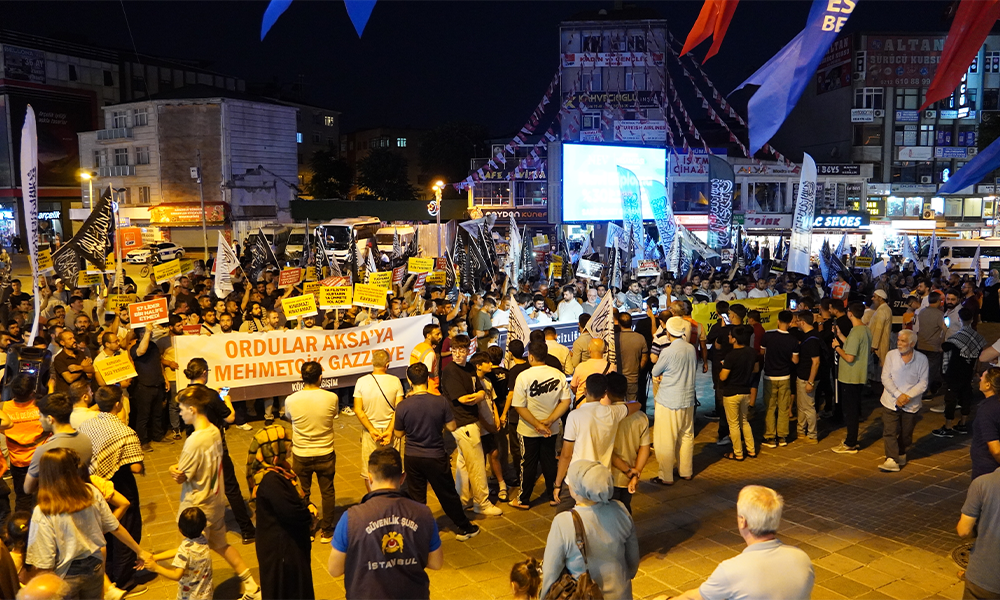 Köklü değişim Gazzeyi ikiyüzlülük ve ihanet öldürüyor istanbul esenler 4 yürüyüş.png