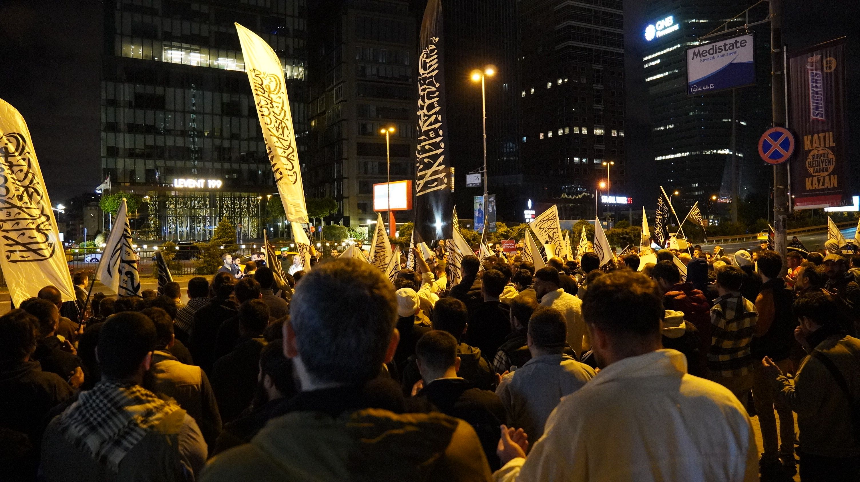 Köklü değişim refahta katliam var istanbul levent israil konsolosluğu protesto 5.JPG