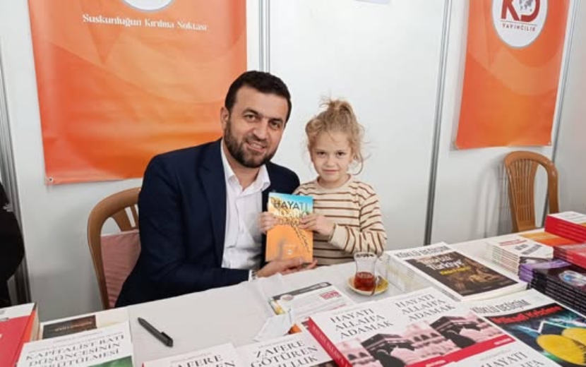 Aksaray’da Kitap Fuarı ve Aksa Tufanı Paneline Yoğun İlgi!