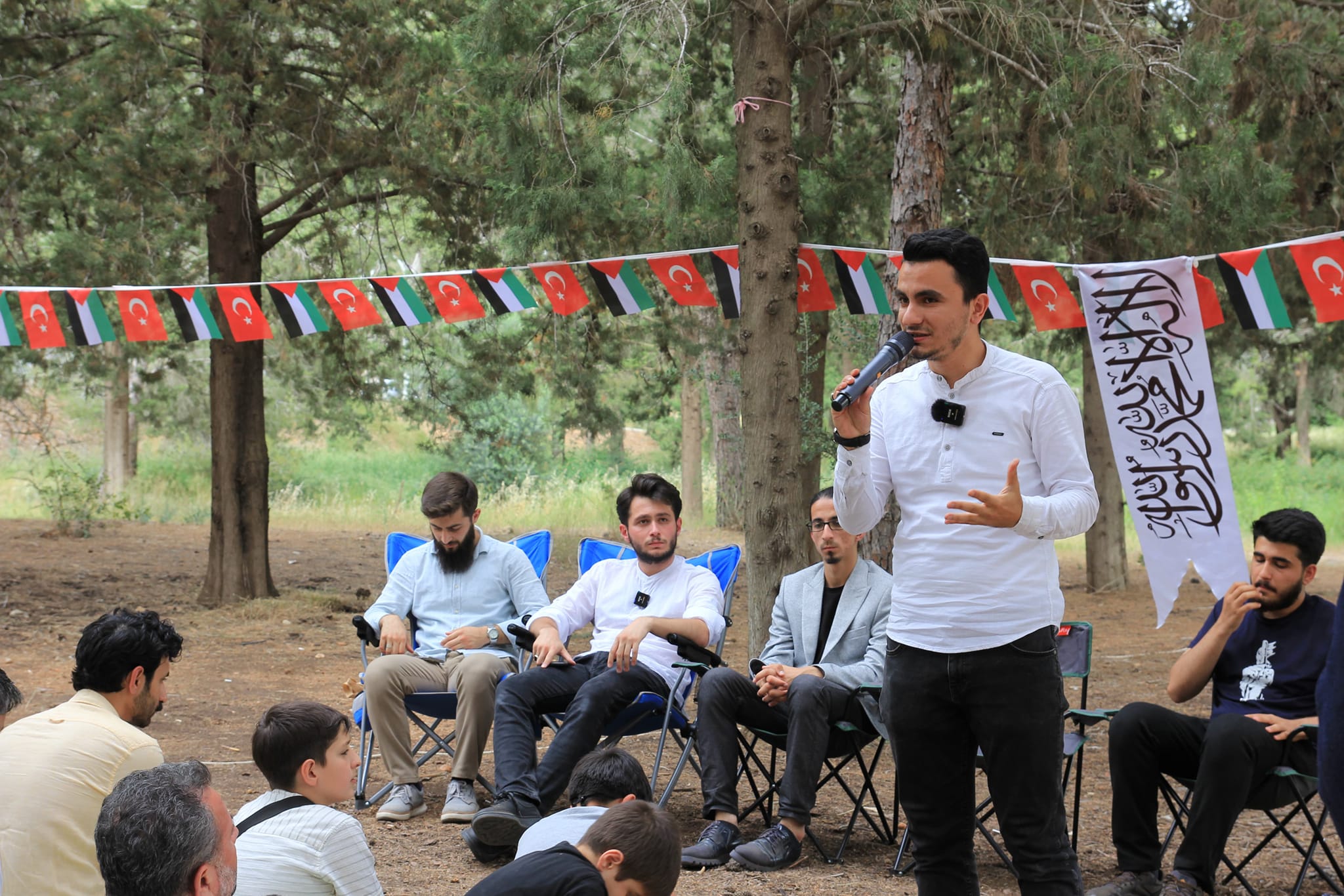 Çukurova Üniversitesi'nde düzenlenen 'Gazze için Kampüs Direniş Çadırı' çalıştayı