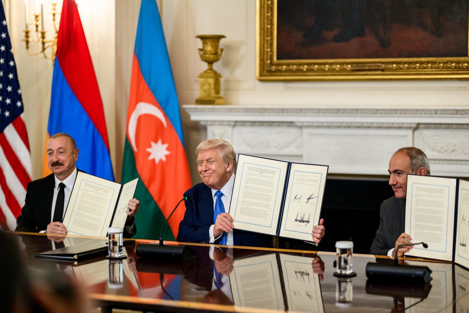 p20250808dt-1377_president_donald_trump_signs_a_trilateral_joint_declaration_with_president_ilham_aliyev_of_azerbaijan_and_prime_minister_nikol_pashinyan_of_armenia-1536x1024.jpg