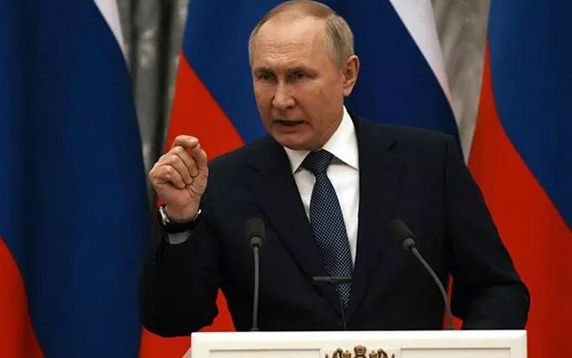 Putin, Ukrayna’da İlhak Edilen Bölgelerde Sıkıyönetim İlan Etti